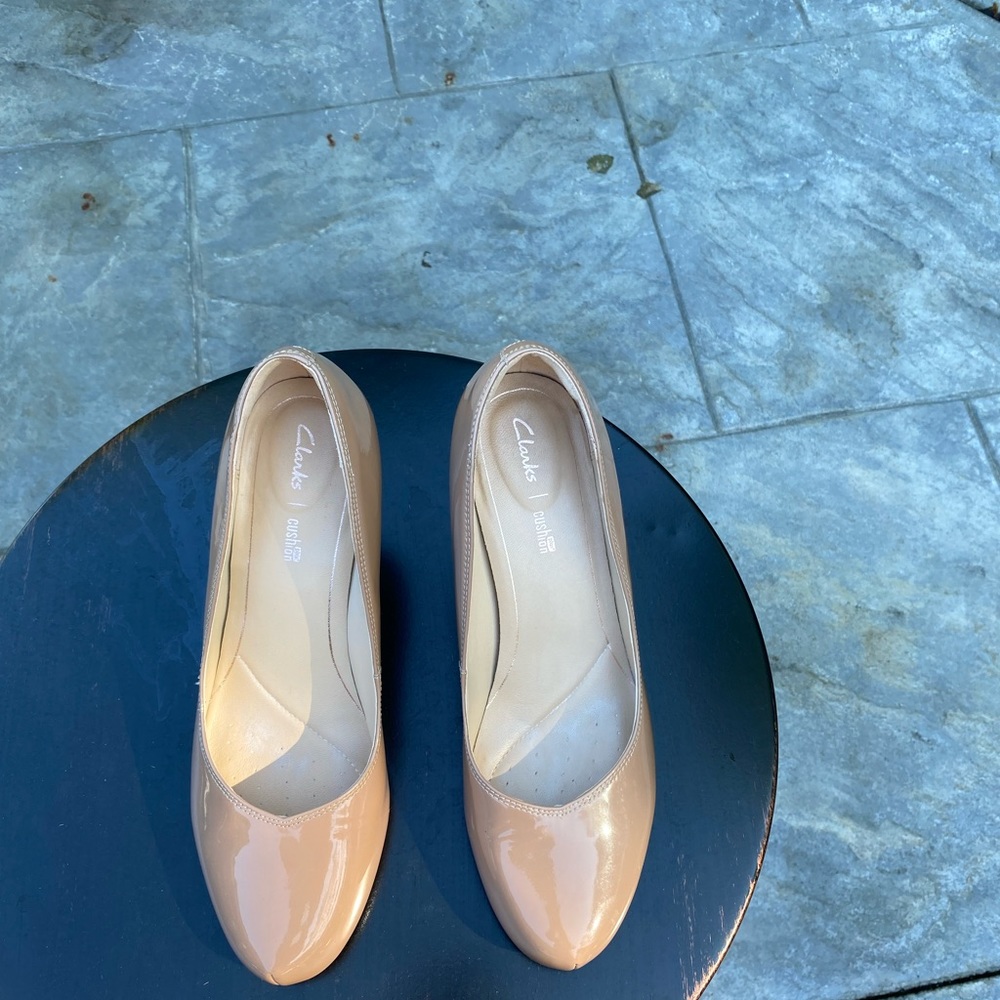 High heel shoes
